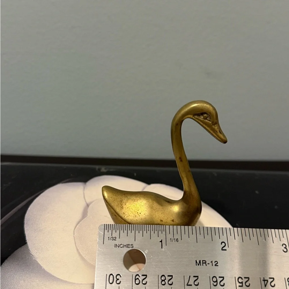Vintage Brass Swan Figurine In Great Condition